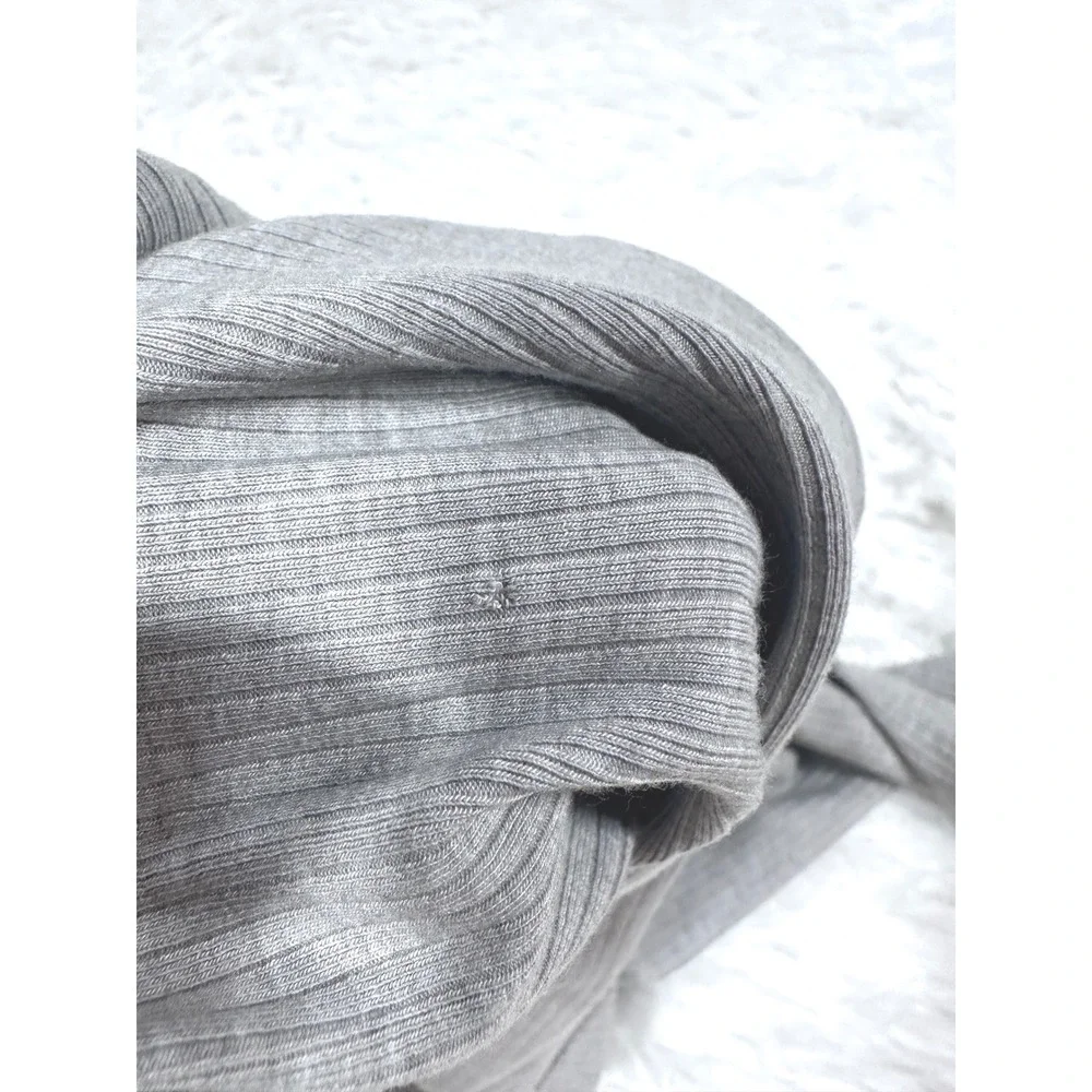 Alo Yoga Ribbed Defined‎ Long Sleeve Bra *Heather Grey Size Small